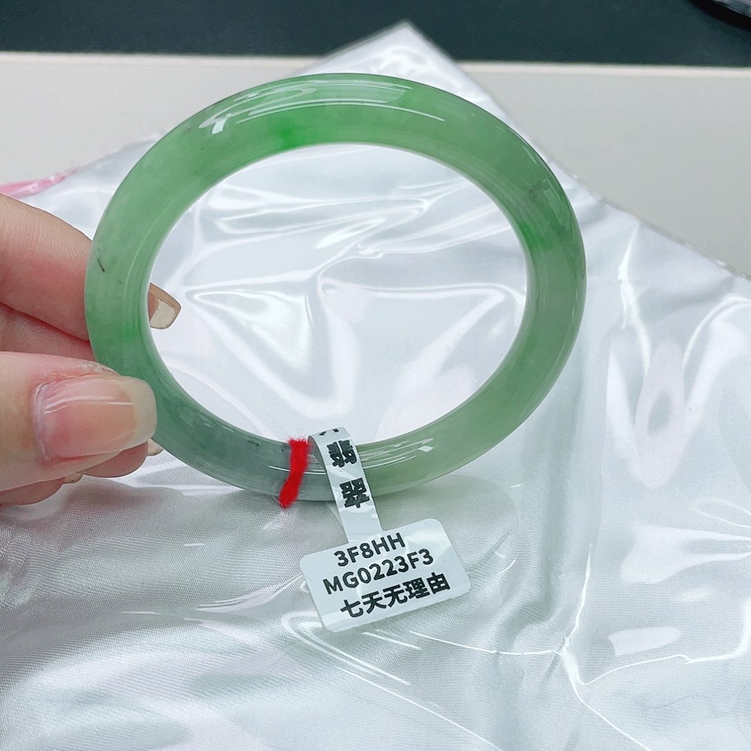 翡翠手镯未镶嵌圆58,3