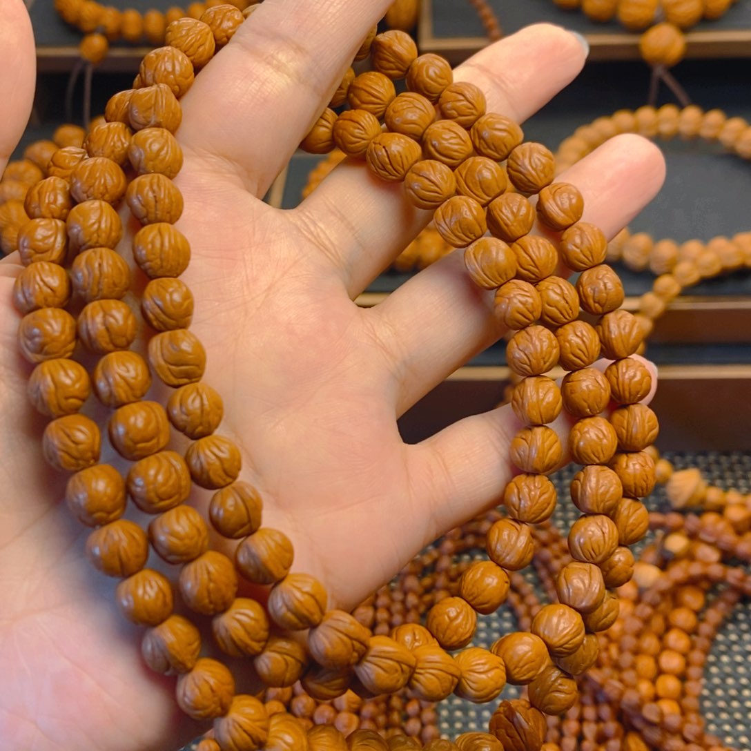 ㄟ***寞桃核吊坠秦岭森林08