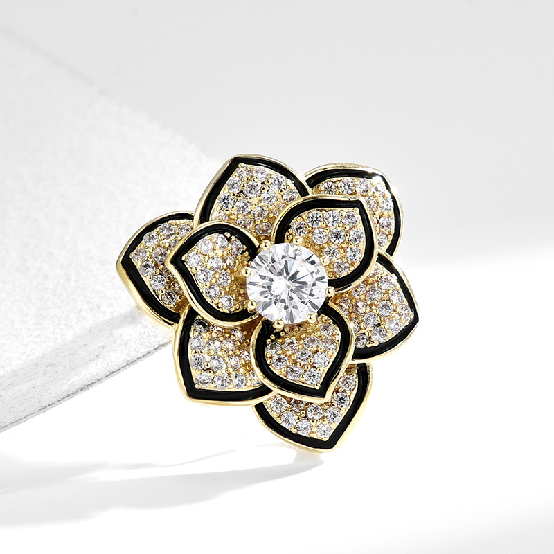 铜合金锆石胸针 32344法式复古小香风立体山茶花胸针百搭轻奢高档