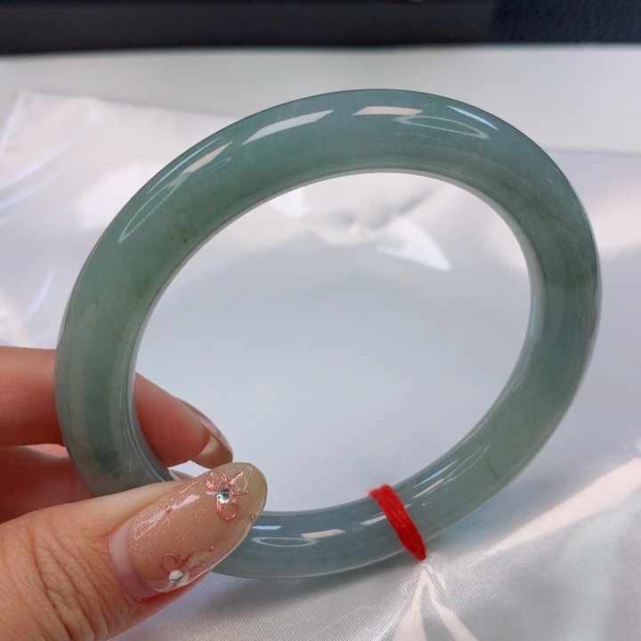 翡翠手镯（圆镯）未镶嵌