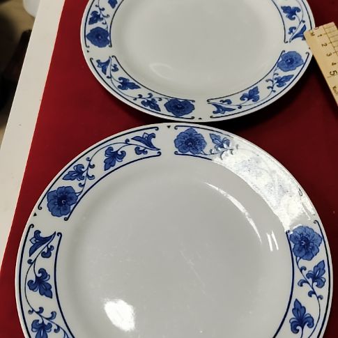 瓷片瓷器，各种摆件，沙锅，五厂，七厂有瑕疵。！