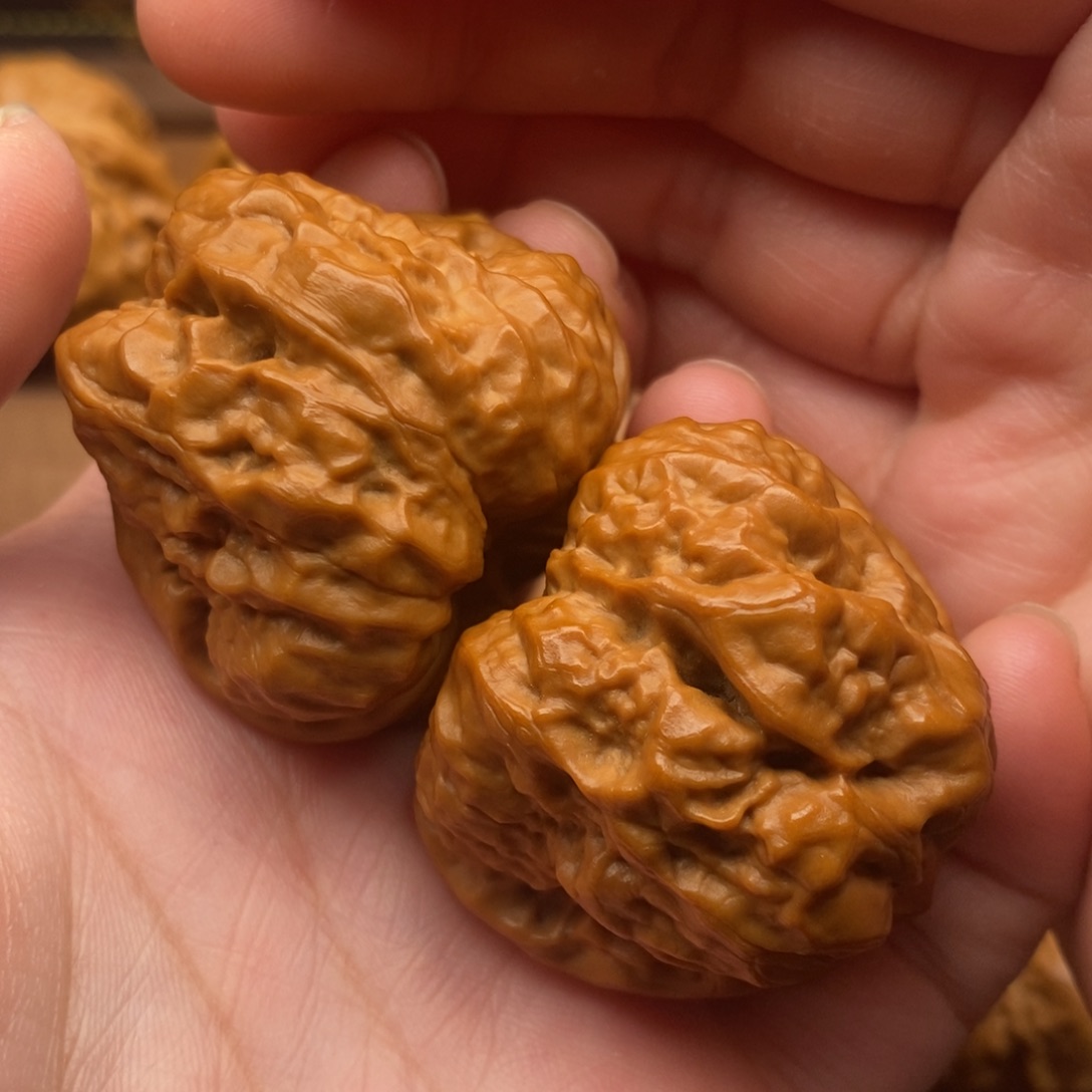 文玩核桃把件肌肉蛙边40左右