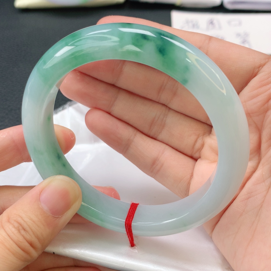 翡翠手镯未镶嵌缅甸60.5