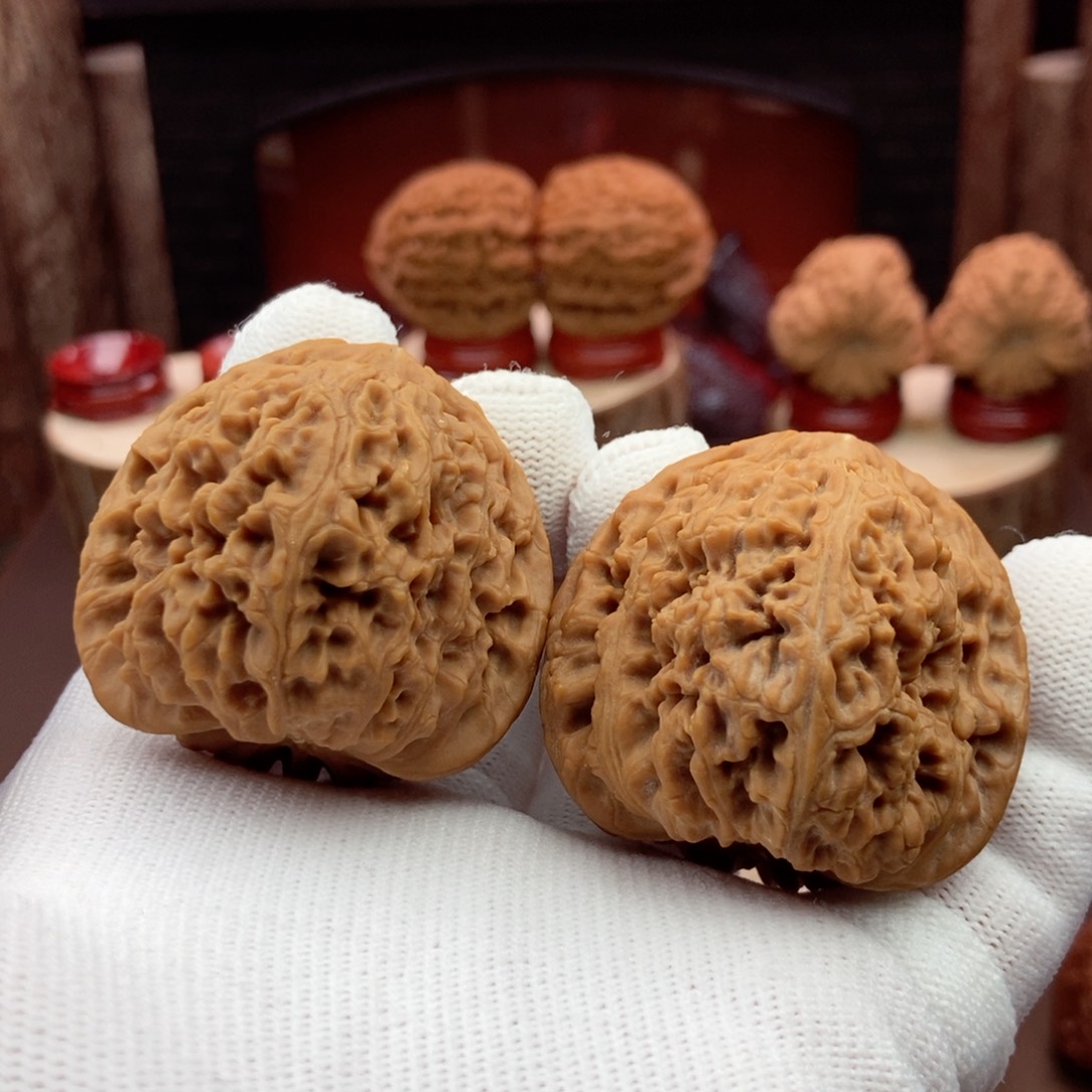 文玩核桃把件三角肉团子42.43.40.50克