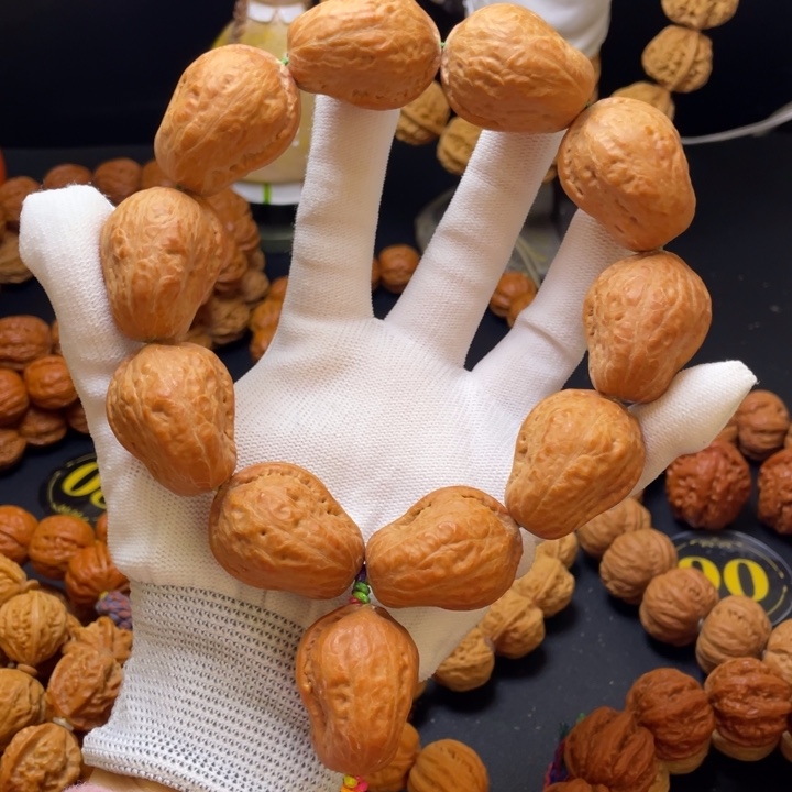 妖***怪手串文玩核桃白菜