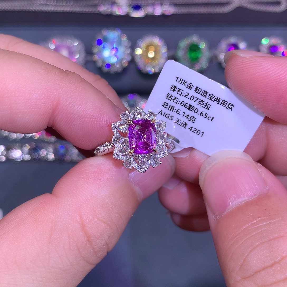 彩色蓝宝石戒指18K金镶嵌