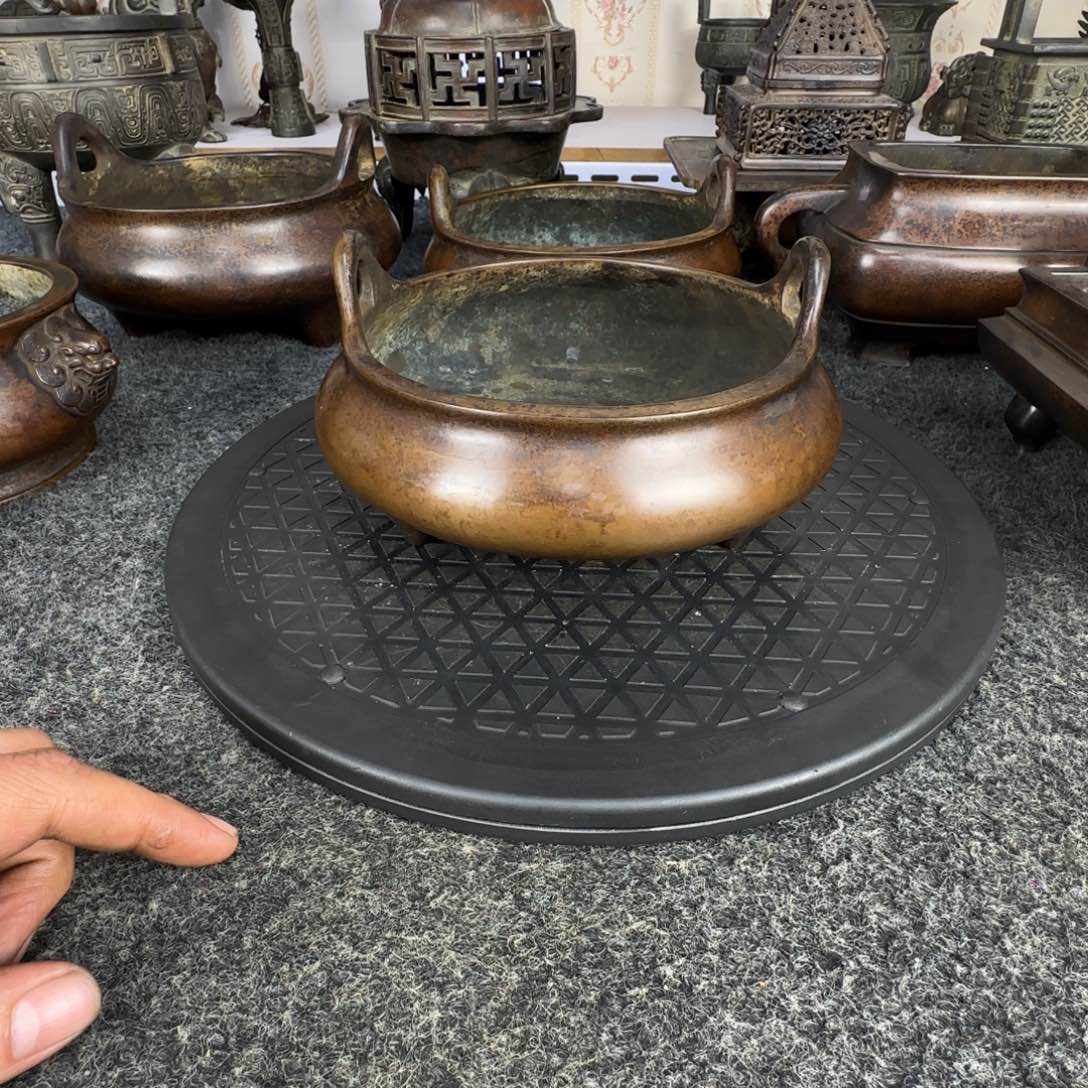 用***6铜胎双耳冲天香炉