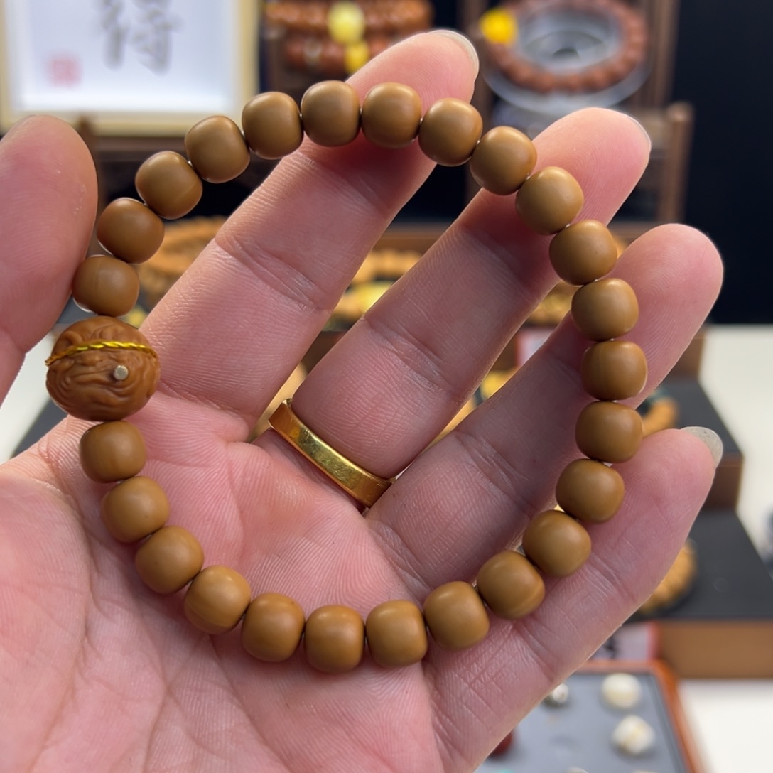 猴头核桃吊坠微瑕9.2哑光老型35号