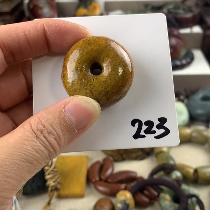 岫岩河磨玉（透闪石质玉）未镶嵌珠宝奇石