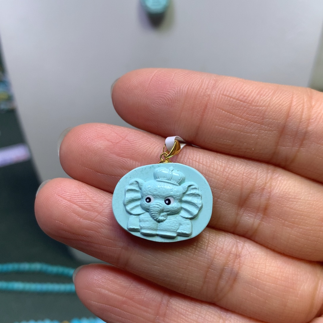 绿松石吊坠18K金镶嵌