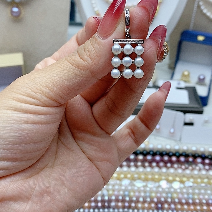 淡水珍珠颈饰未镶嵌