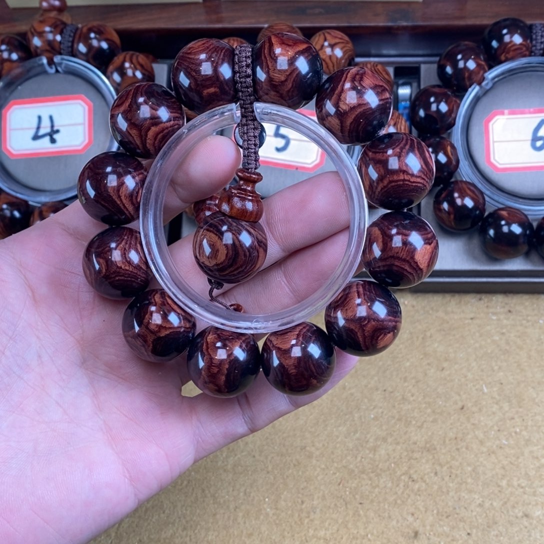 牛***哥黄花梨/降香黄檀木质文玩手工定制