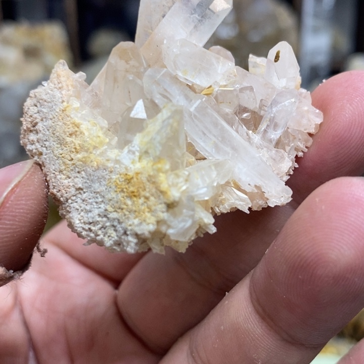 水晶水晶柱未镶嵌