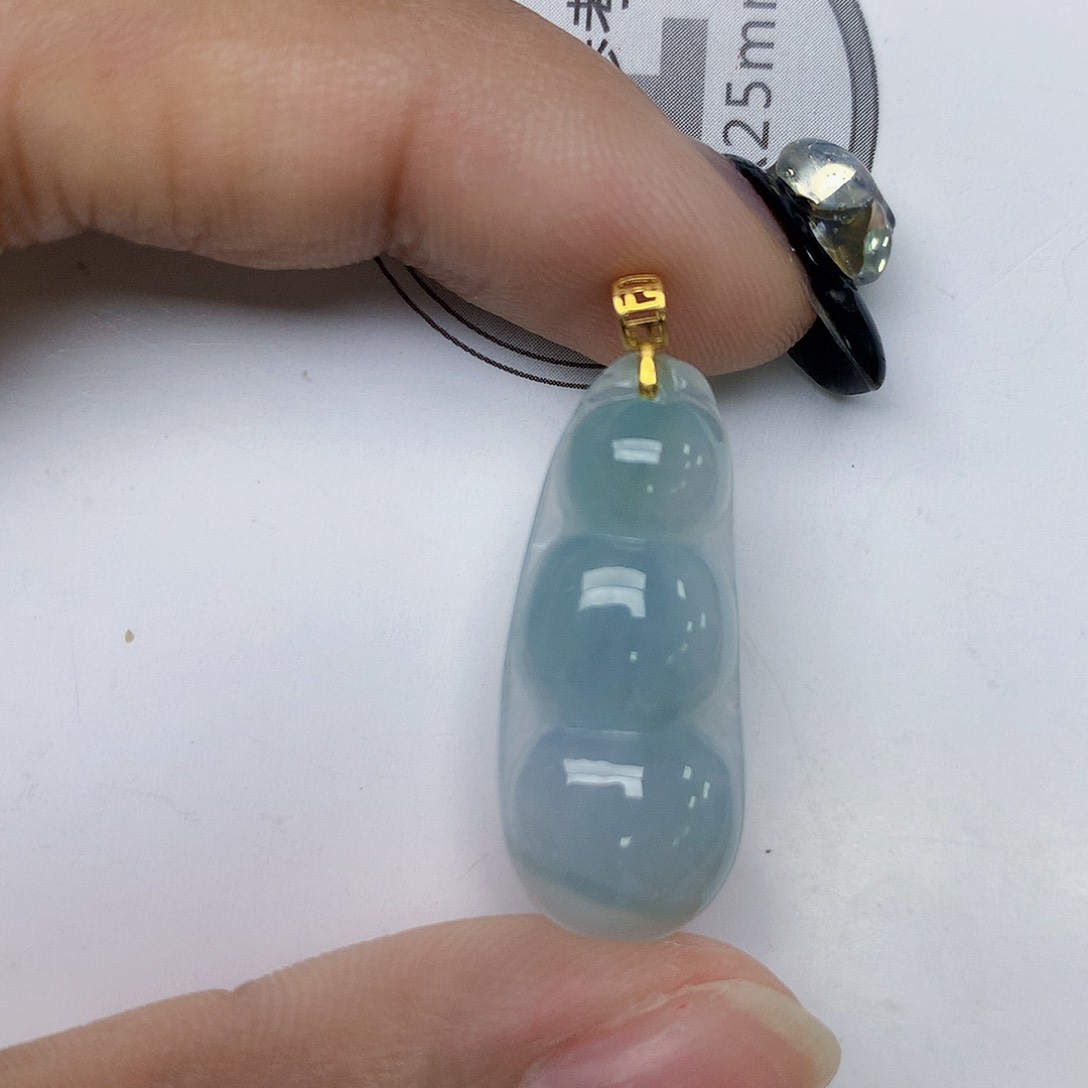 颈饰18K金镶嵌翡翠天然翡翠