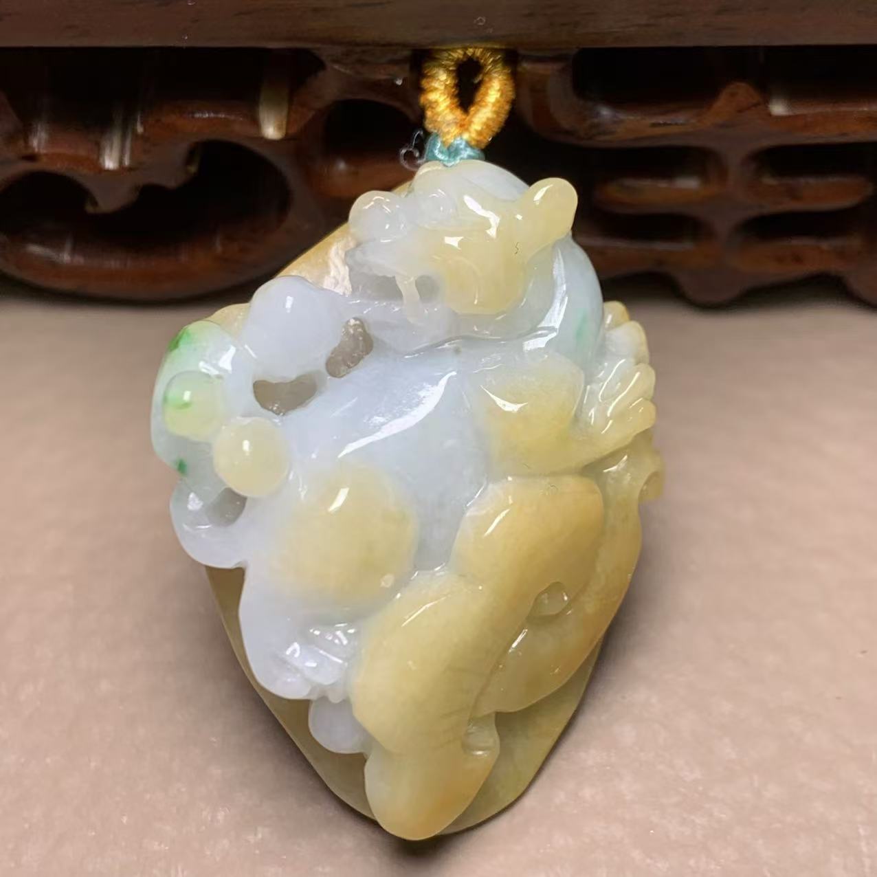 A663珠宝玉石A货翡翠吊坠 