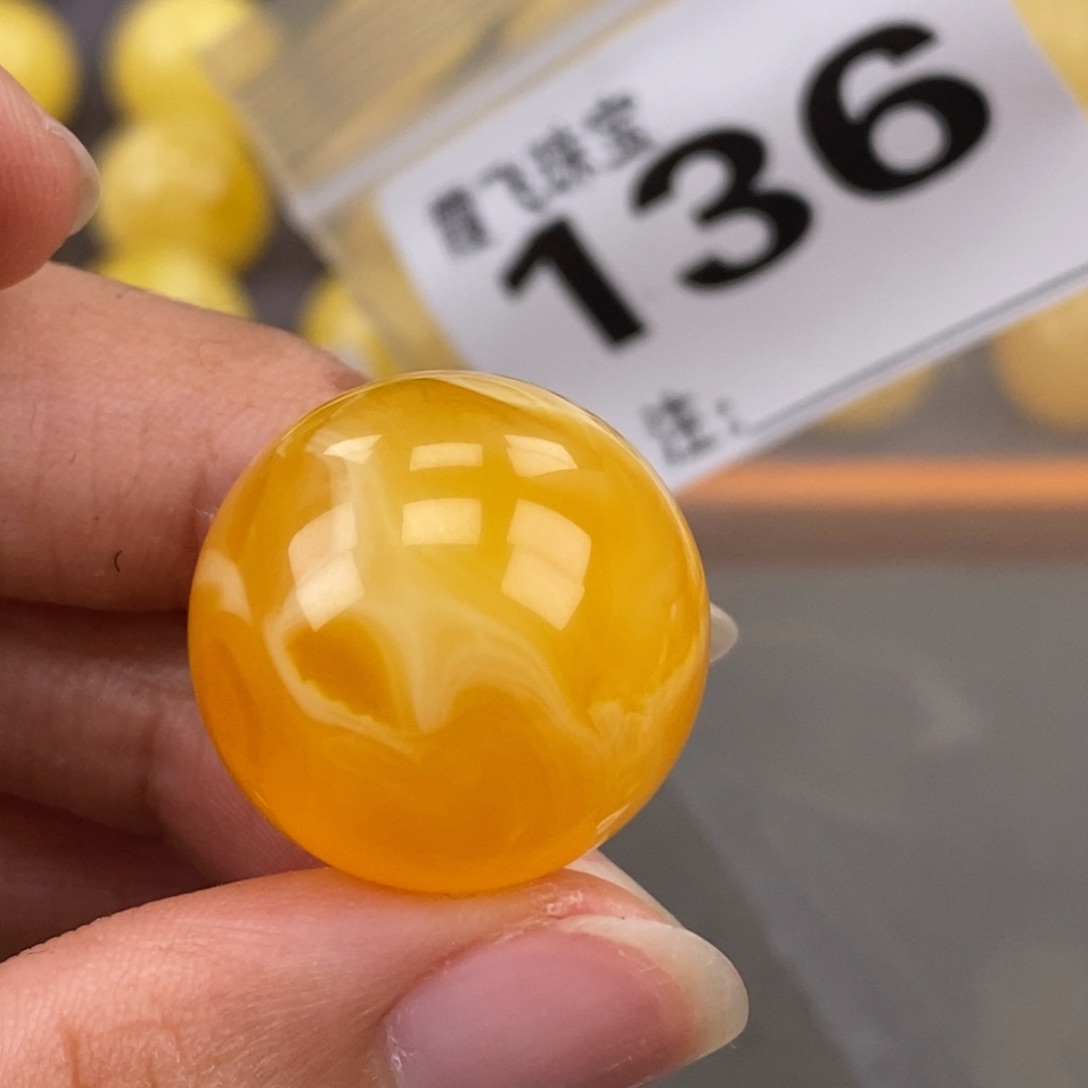 琥珀未镶嵌珠宝奇石22