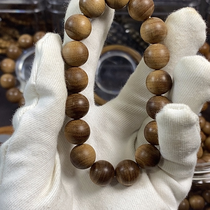 檀香木迈索尔老山檀双百年雕花料横纹1.2