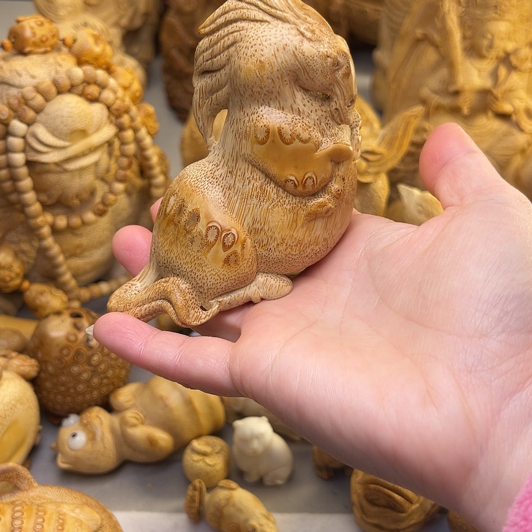 竹竹根的雕刻艺术