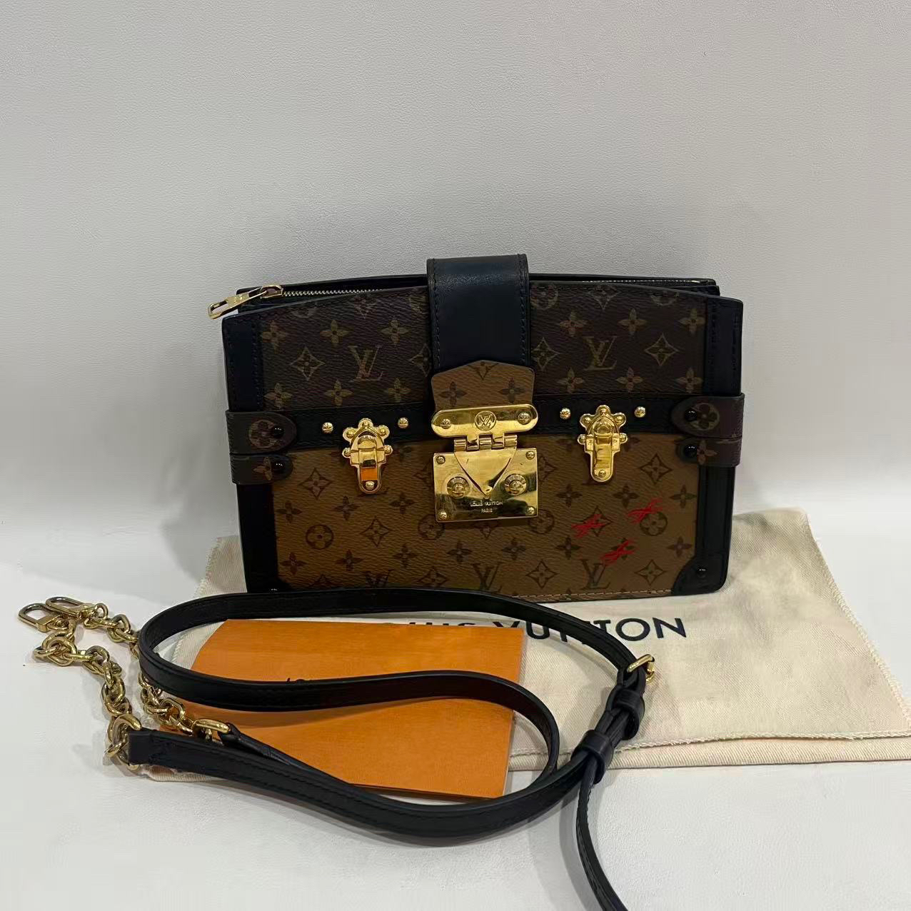 95新 LouisVuitton/路易威登 捐金沉珠/软盒子