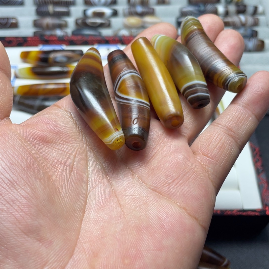 小***灰玛瑙/玉髓合金珠宝奇石