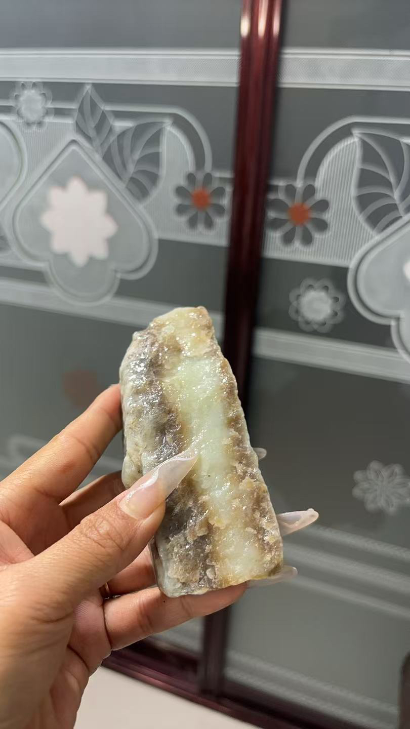 糖白和田玉原石毛料