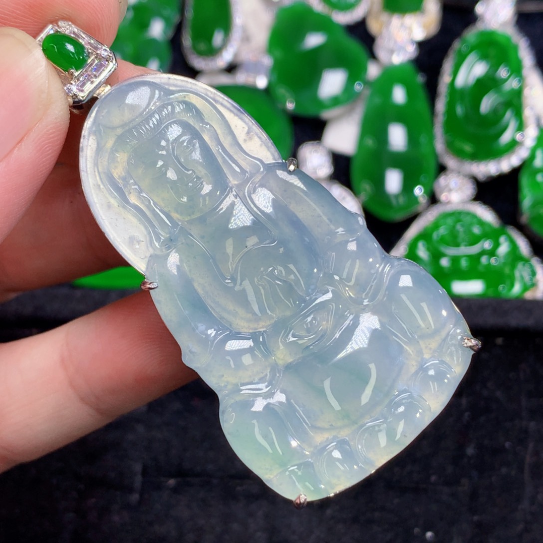 翡翠未镶嵌颈饰翡翠