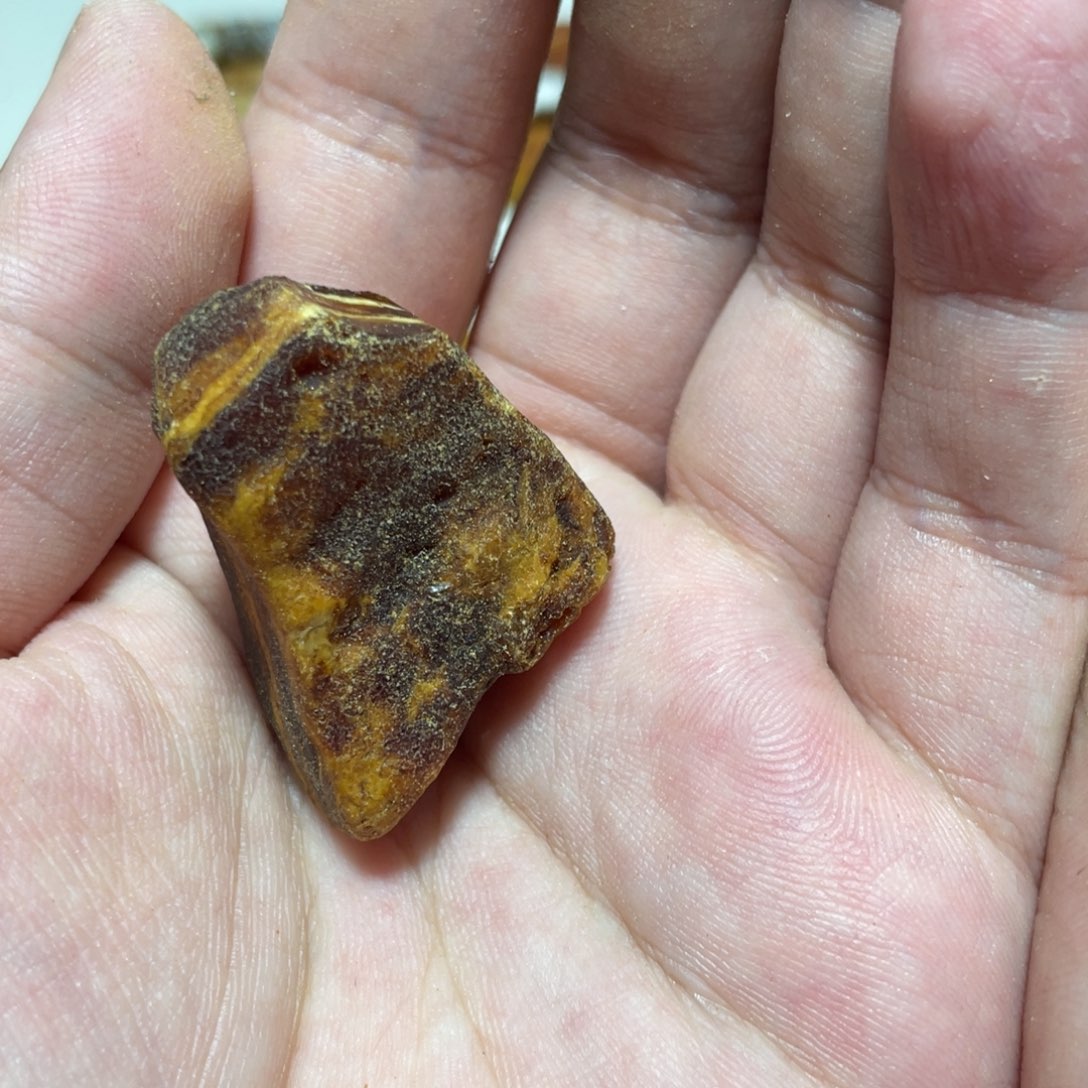 定制琥珀天然原矿