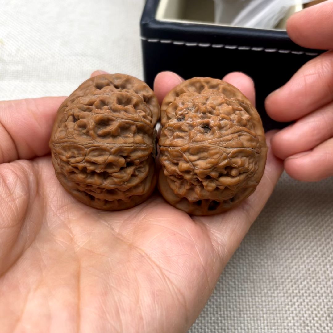 文玩核桃吊坠40全品宫灯