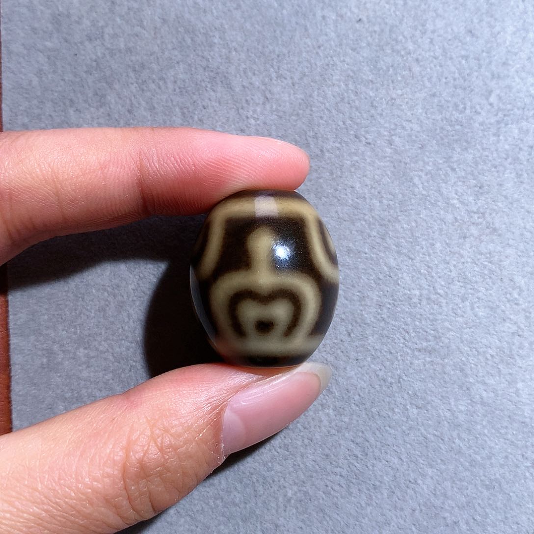 玛瑙/玉髓颈饰未镶嵌四*风