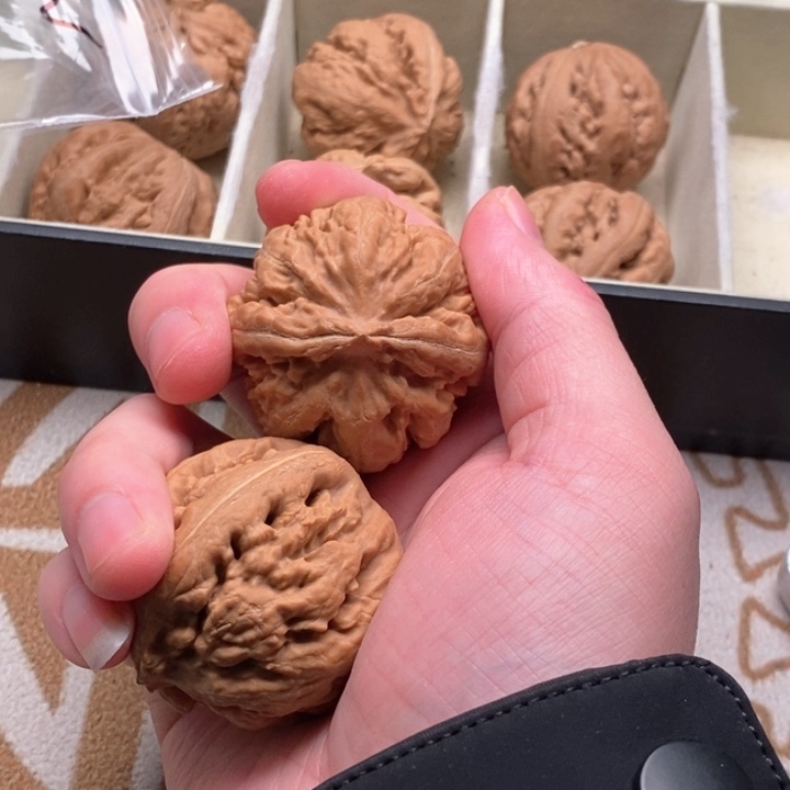 把件文玩核桃g*核桃核桃霸王龙