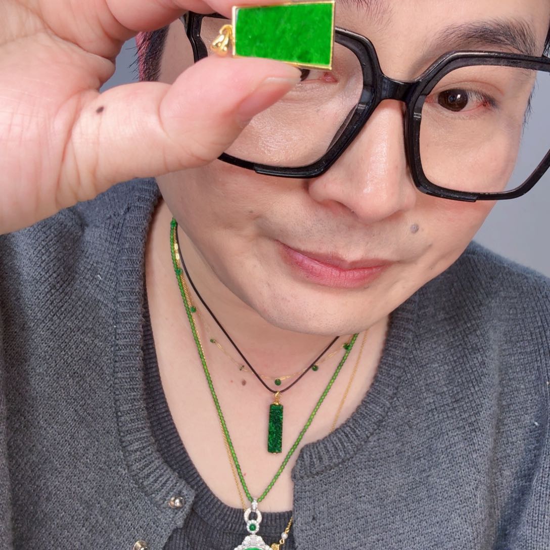 翡翠颈饰未镶嵌一个