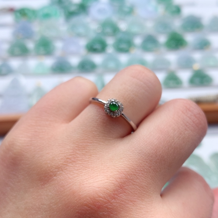 【闪购商品】翡翠吊坠(不含链)银S925镶嵌