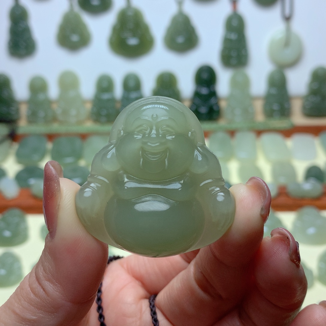 和田玉吊坠未镶嵌