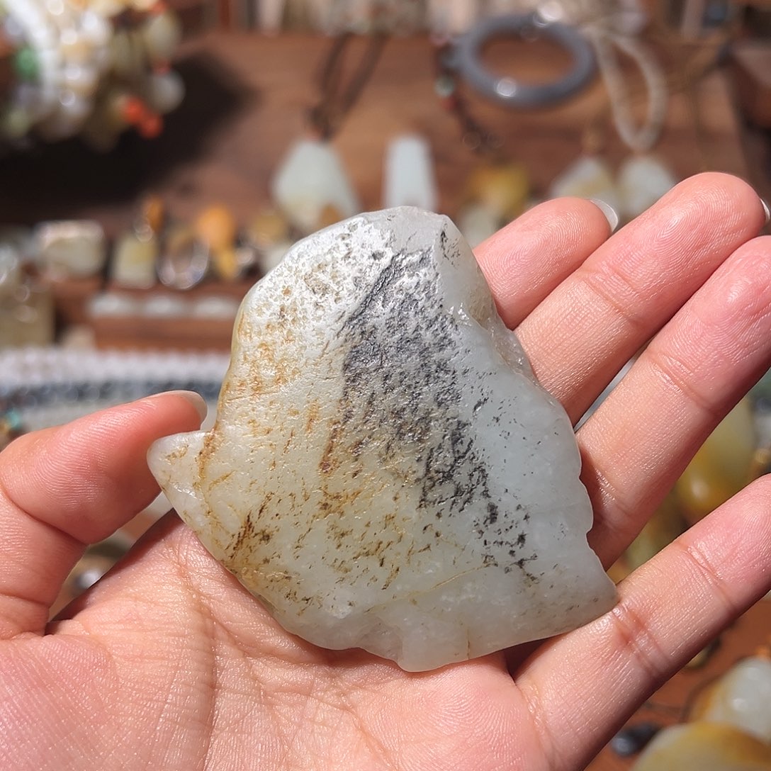 和田玉颈饰未镶嵌