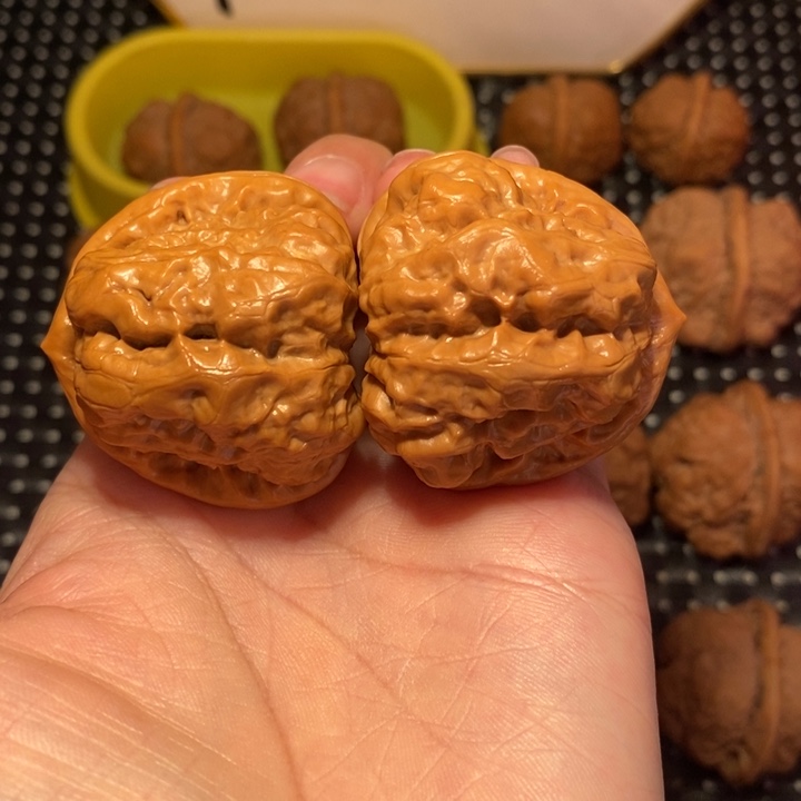 把件文玩核桃四开大腿肌肉蛙