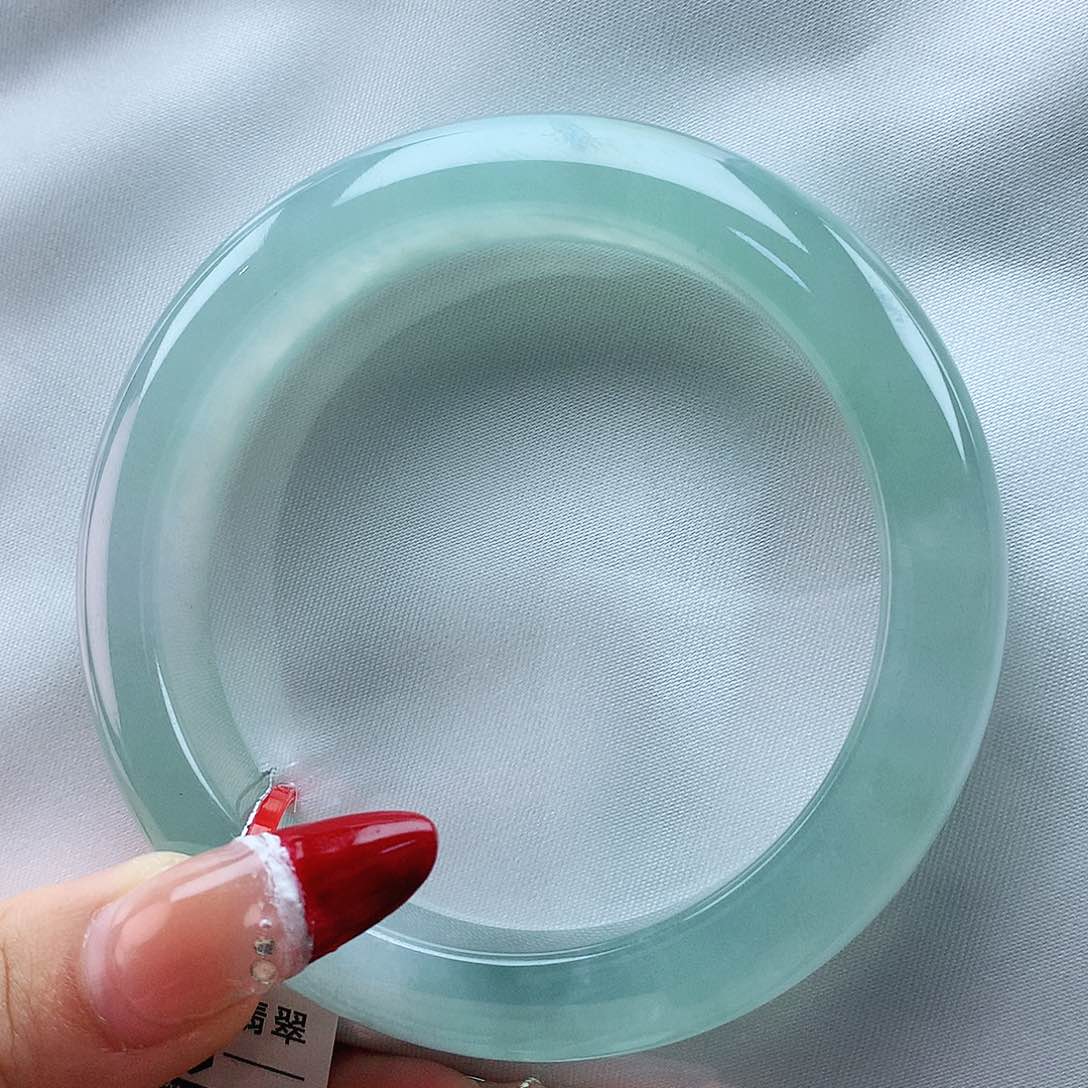 翡翠手镯未镶嵌58圈