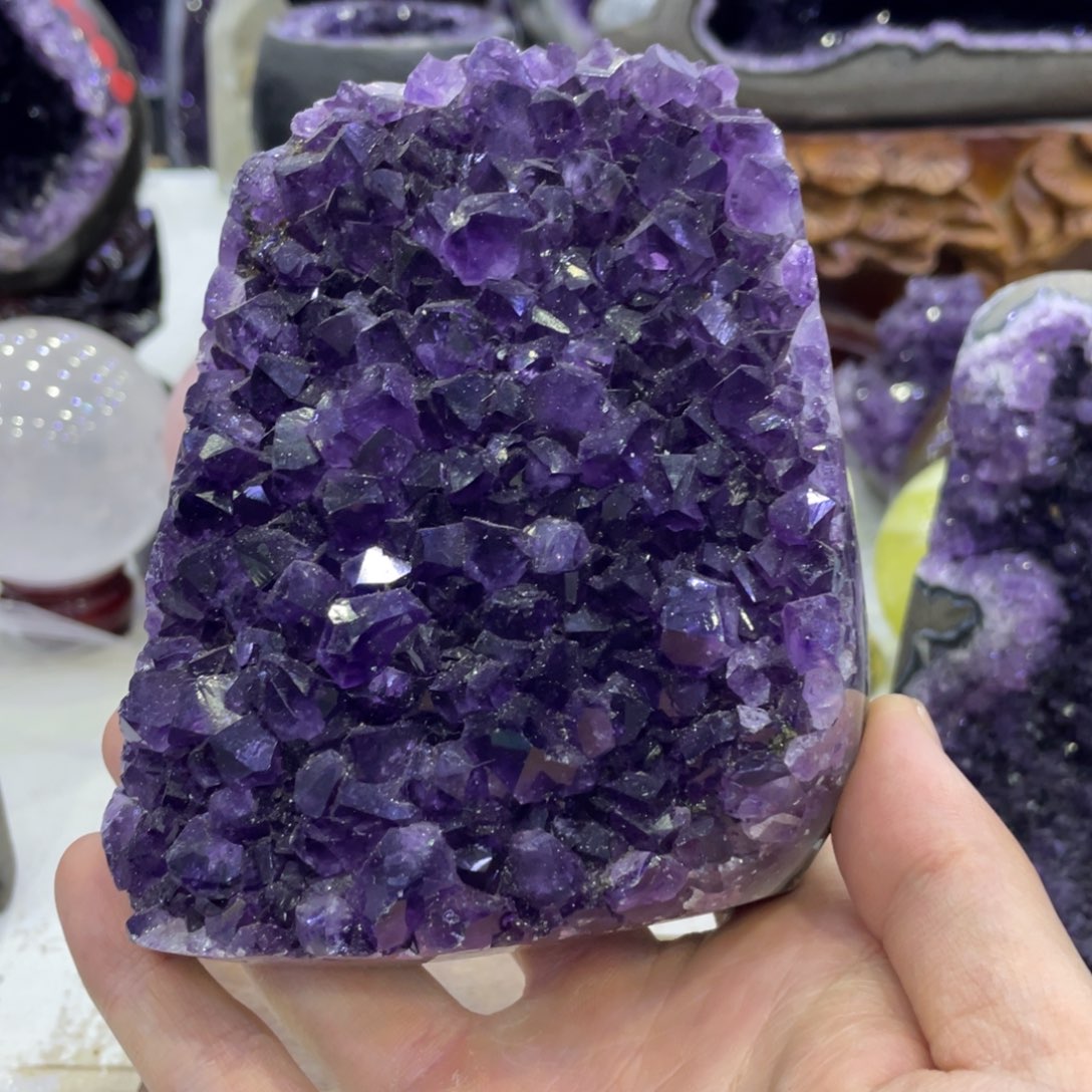 珠宝半成品未镶嵌水晶