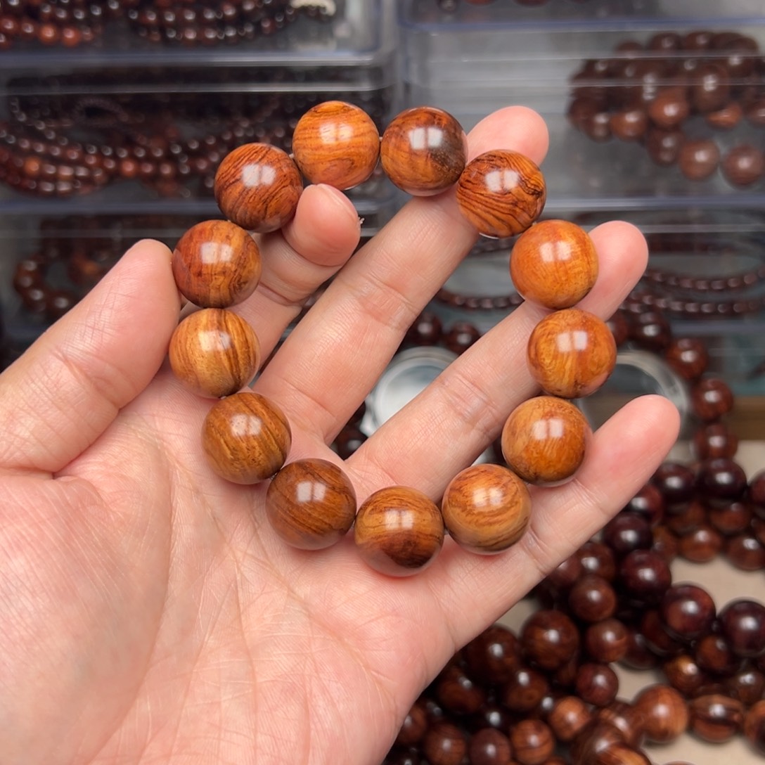 黄花梨/降香黄檀海南黄花梨老料黄金底1.8带水波妖纹