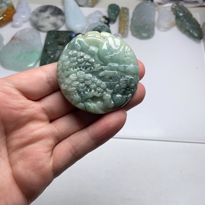 翡翠未镶嵌颈饰山水21