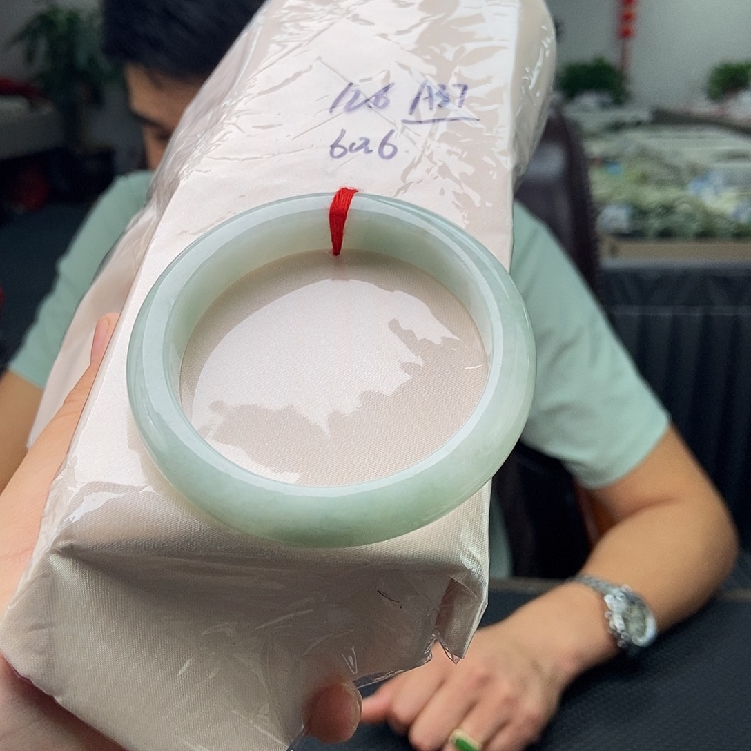 未镶嵌手镯翡翠拍一发一