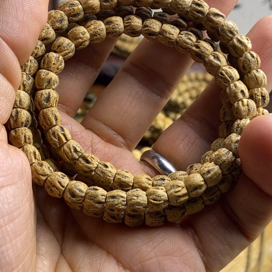 柏香籽/百香籽吊坠