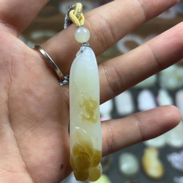 和田玉颈饰未镶嵌和田玉观音吊坠