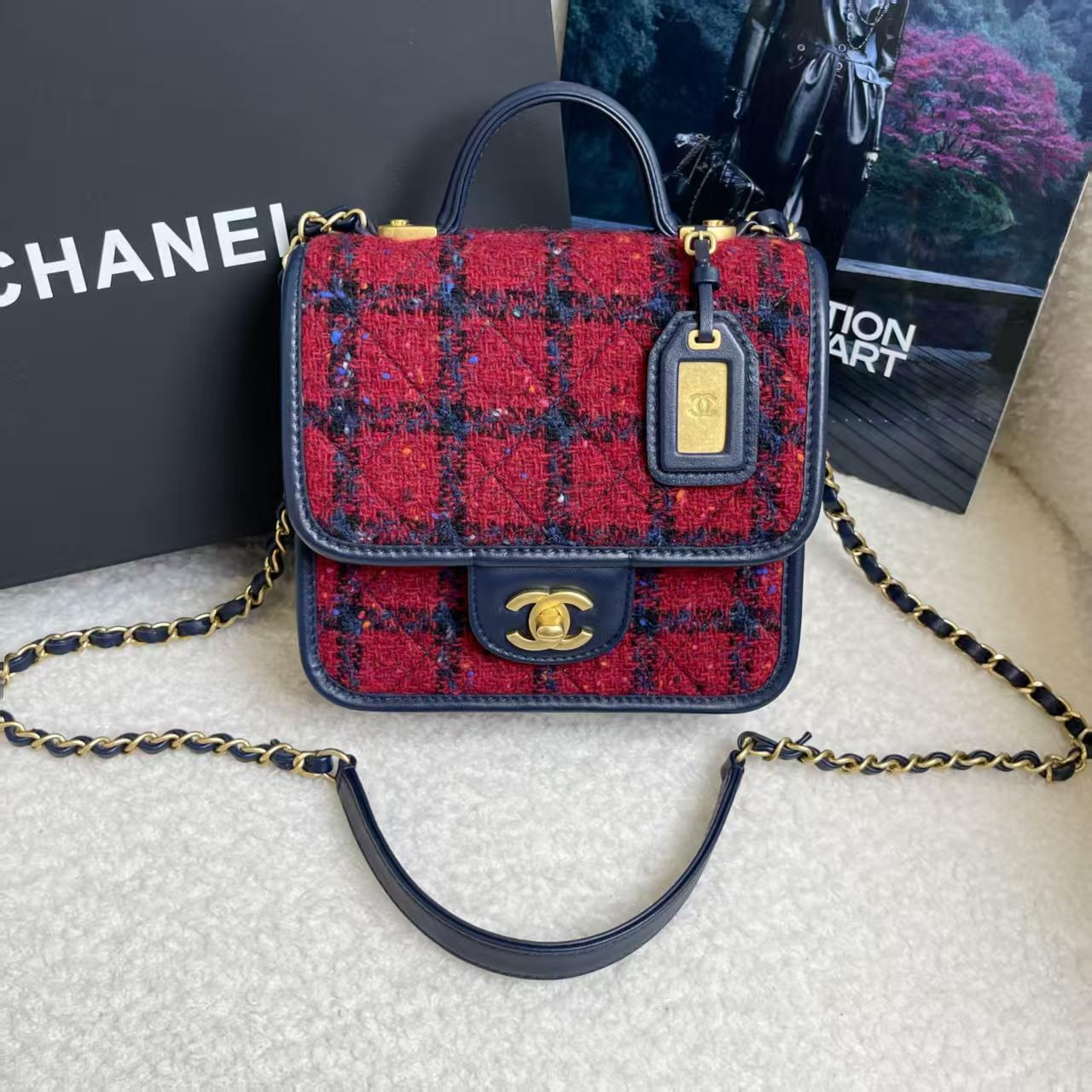 99新 Chanel/香奈儿 22k红色邮差包/75746600/12期免息/代卖服务