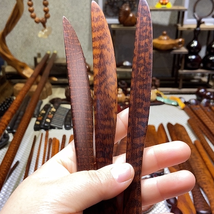 南美蛇纹木裁纸刀三把