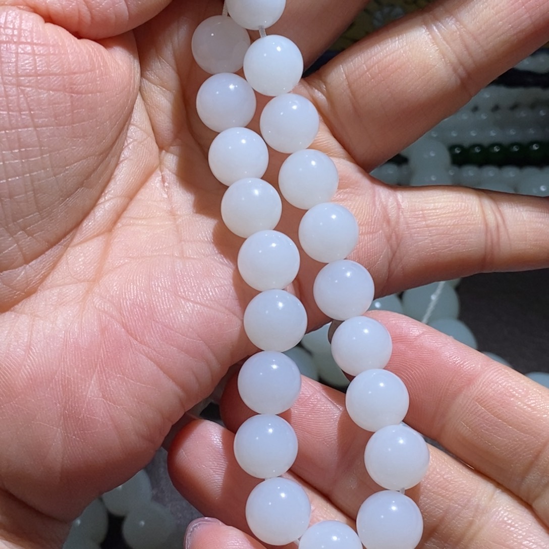 和田玉手链未镶嵌一*酒