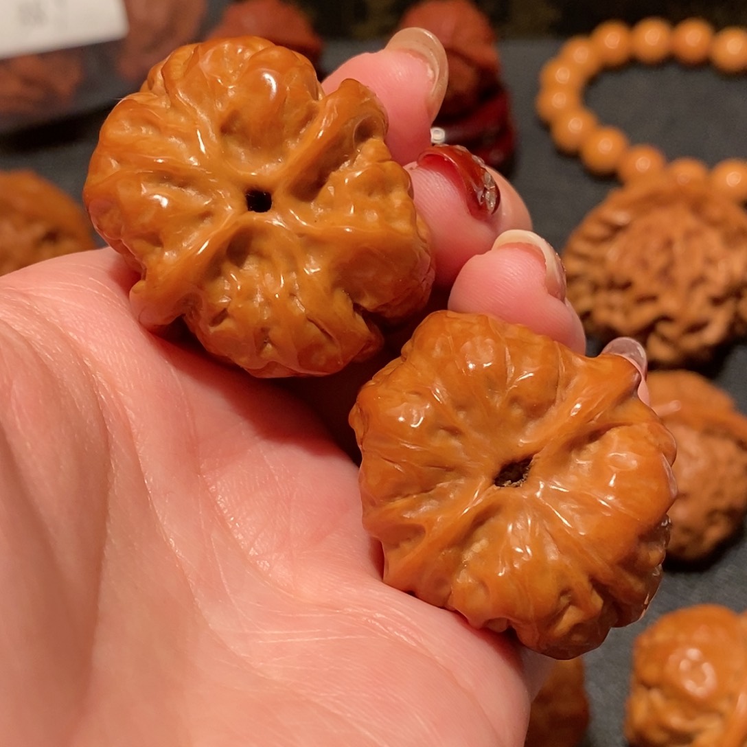 文玩核桃吊坠?****空蛤蟆头