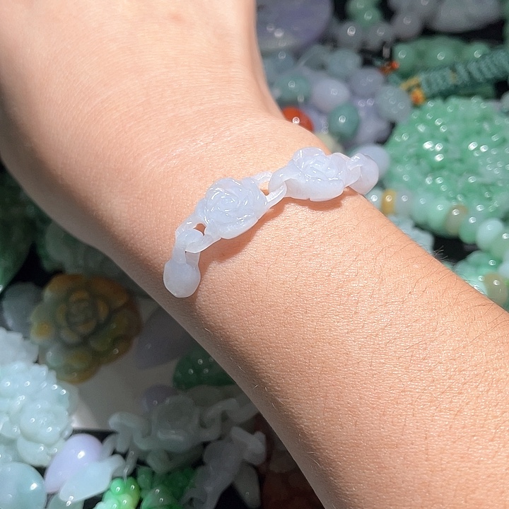 颈饰未镶嵌翡翠天