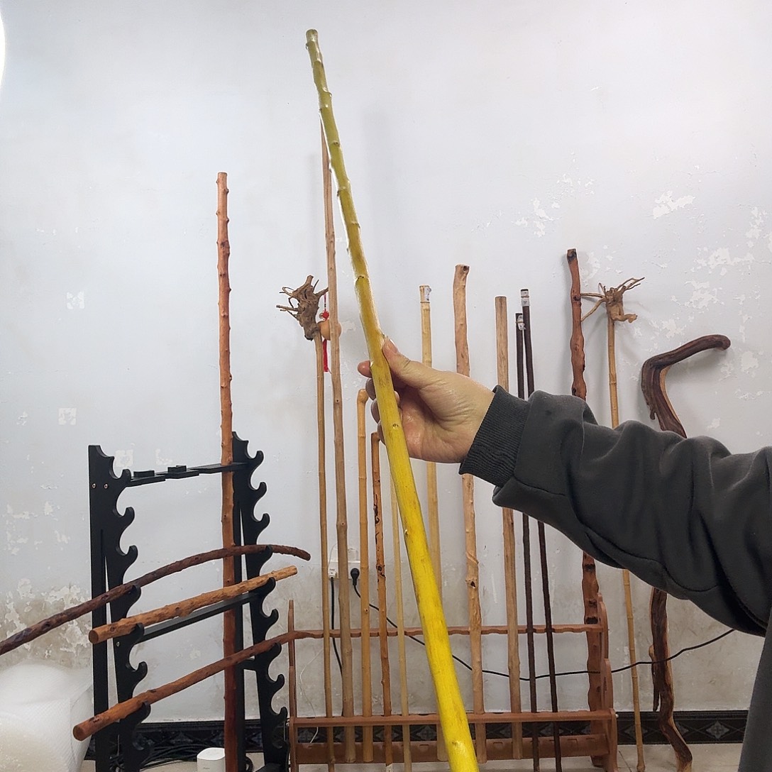 打***匠黄龙柏鞭杆，，，，，，，