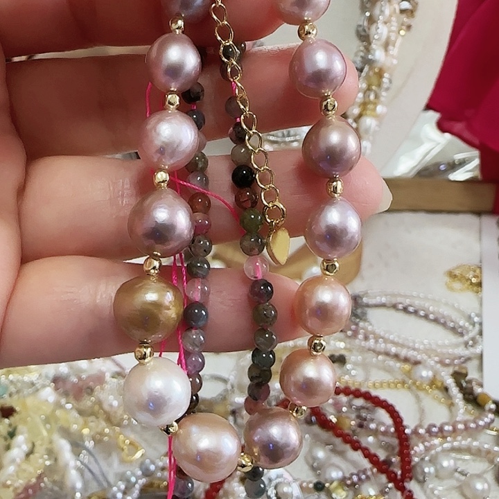 宝***酒颈饰未镶嵌淡水珍珠手链和半成品项链有纹