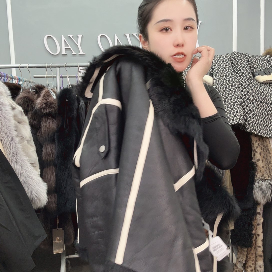 姚小妖家高端皮草